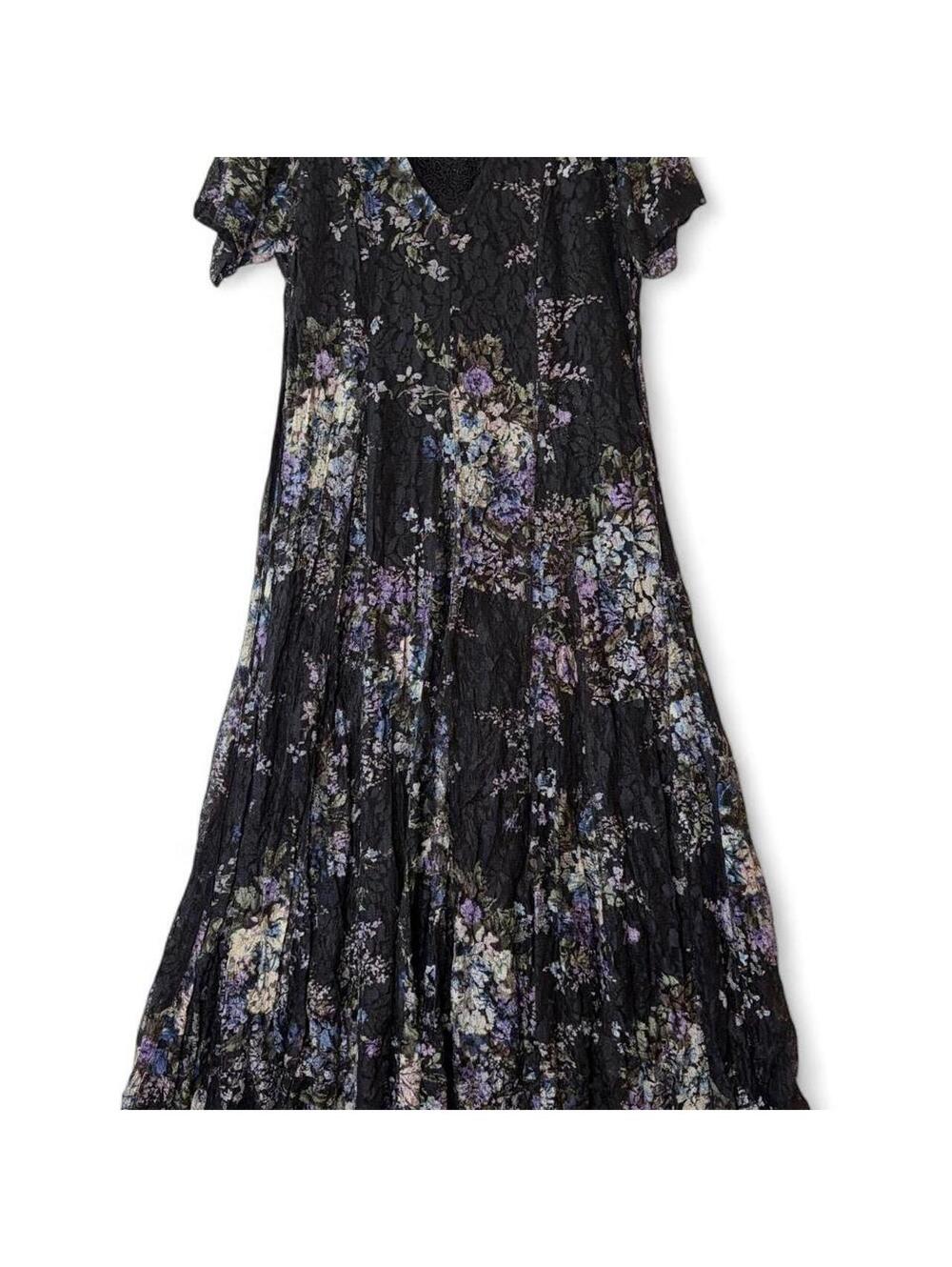 Nostalgia Women's Black and Multi Dress